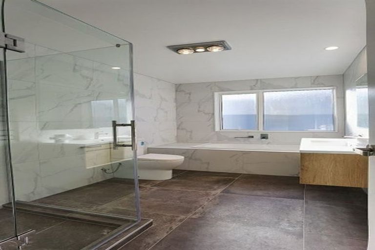 Photo of property in 6b Harvard Place, Albany, Auckland, 0632