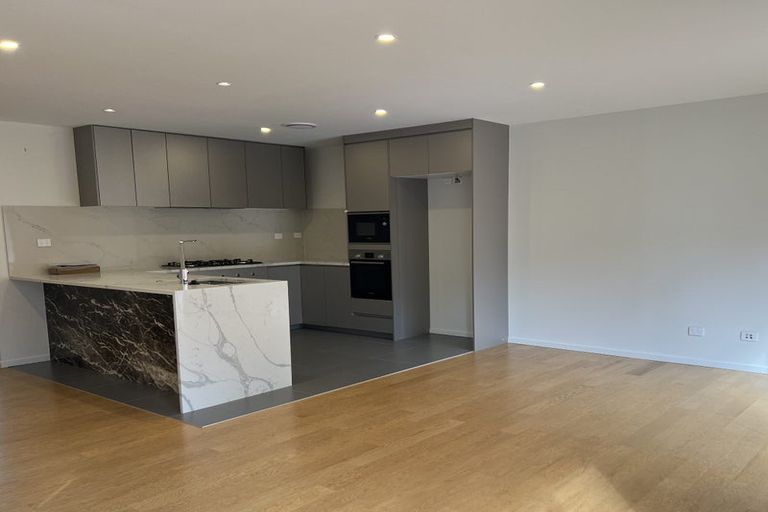 Photo of property in 171c Forrest Hill Road, Forrest Hill, 0620