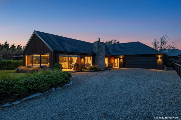 Photo of property in 11 Hart Place, Lake Coleridge, 7572