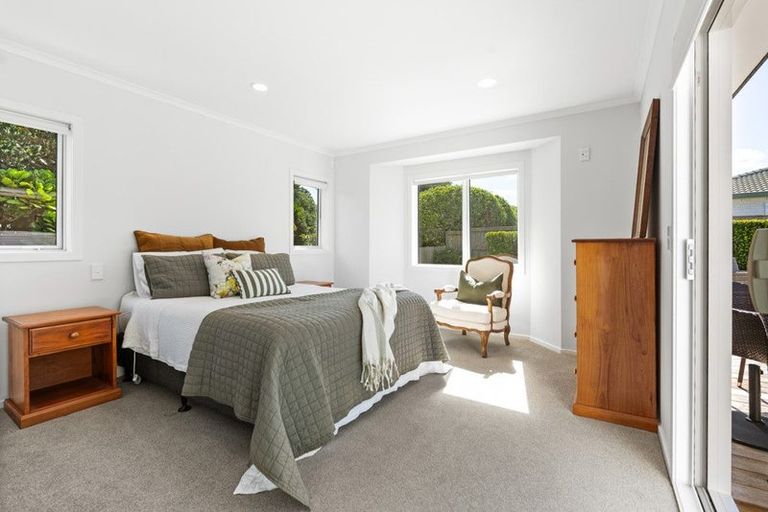 Photo of property in 16 Waru Nui Court, Orewa, 0931