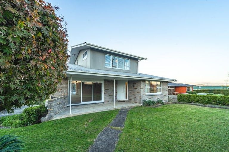 Photo of property in 123 Bellevue Road, Brookfield, Tauranga, 3110