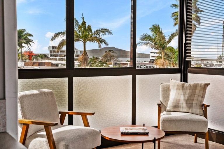 Photo of property in 13a The Terrace, Takapuna, Auckland, 0622