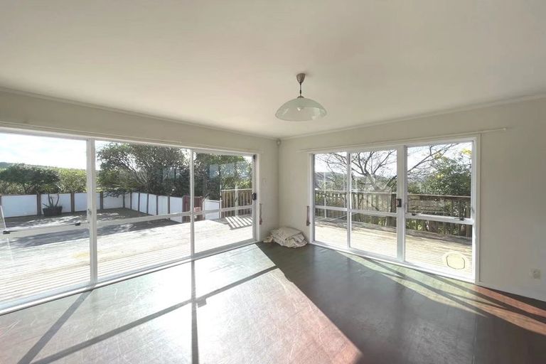 Photo of property in 74 Deacon Road, Riverhead, Kumeu, 0892
