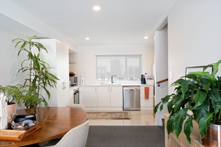 Photo of property in 68 Niu Lane, Te Atatu South, Auckland, 0610