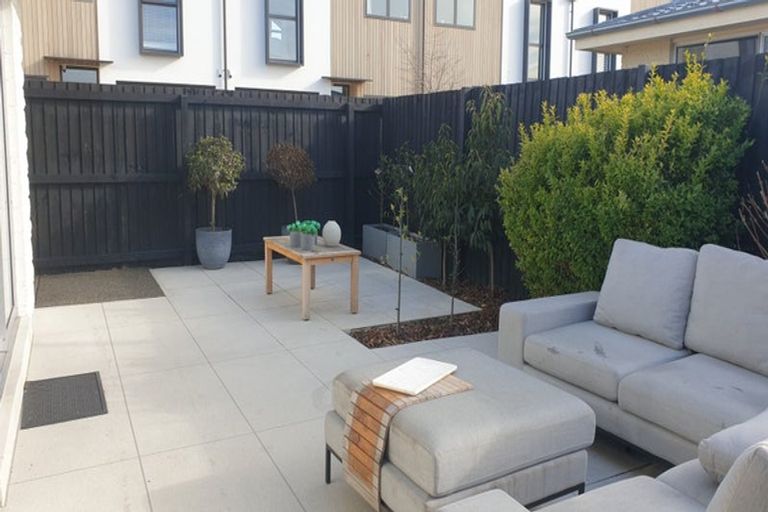 Photo of property in 1/15 Edgeware Road, St Albans, Christchurch, 8014