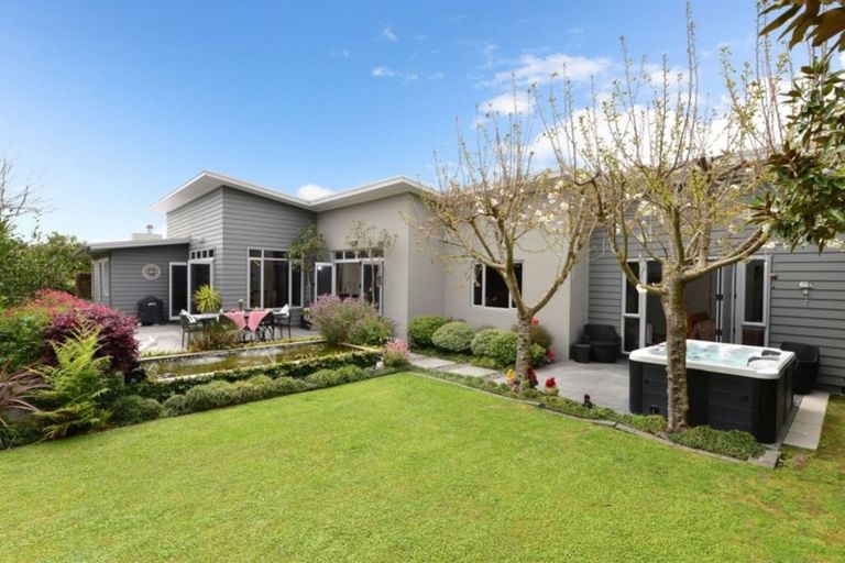 Photo of property in 64 Palliser Drive, Huntington, Hamilton, 3210