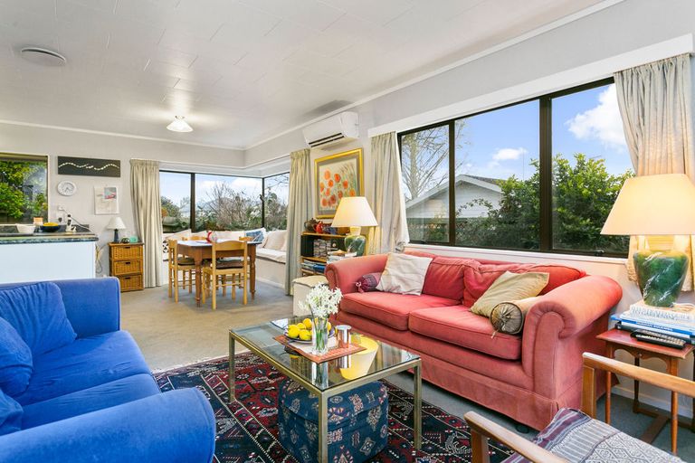 Photo of property in 54b Hall Street, Cambridge, 3434