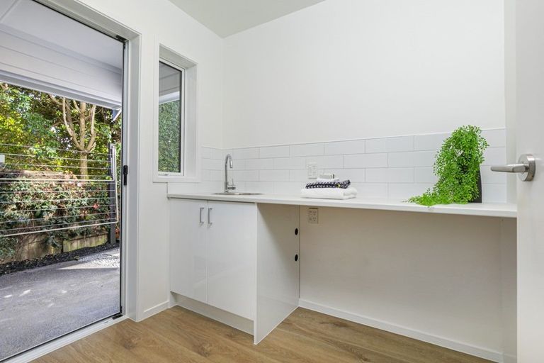 Photo of property in 11a Langana Avenue, Browns Bay, Auckland, 0630