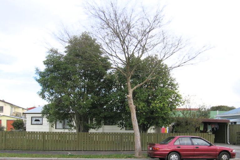 Photo of property in 6c Wha Street, Frankton, Hamilton, 3204
