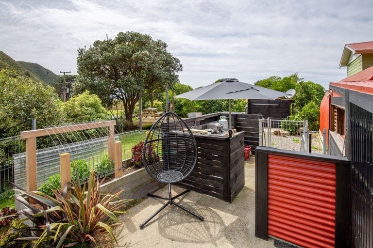 Photo of property in 451 Tora Farm Settlement Road, Tora, Martinborough, 5782