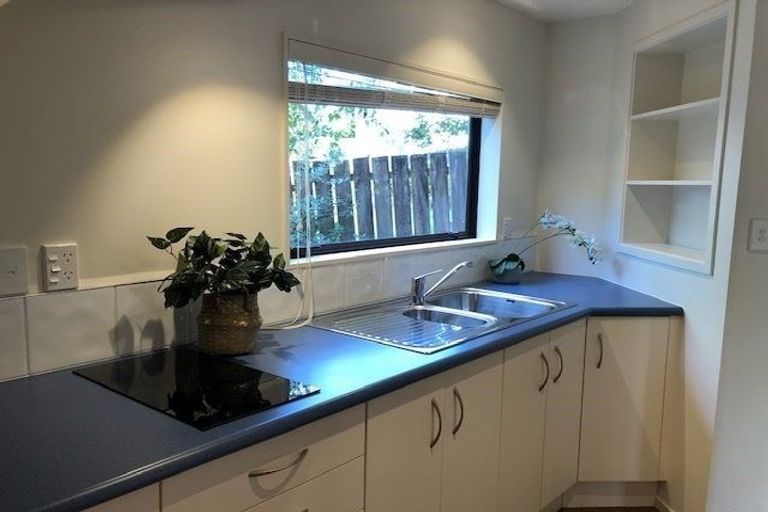 Photo of property in 26 Arran Road, Browns Bay, Auckland, 0630