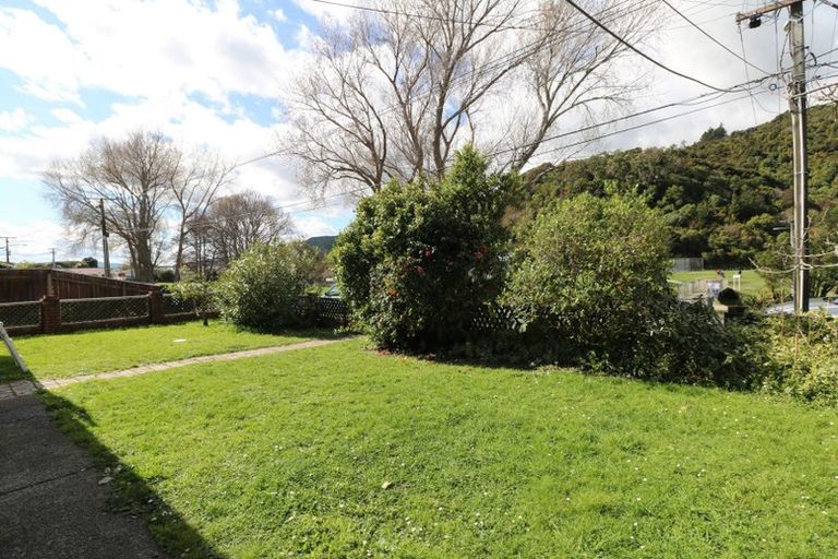Photo of property in 199 Riverside Drive, Waterloo, Lower Hutt, 5011
