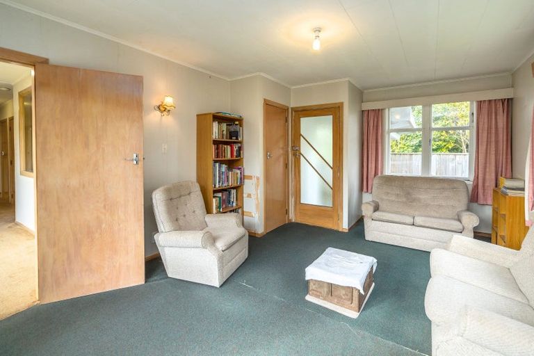 Photo of property in 79 Kuratawhiti Street, Greytown, 5712