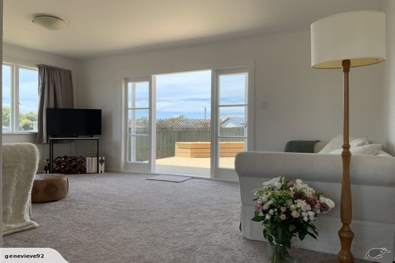 Photo of property in 50a Megan Avenue, Pakuranga Heights, Auckland, 2010