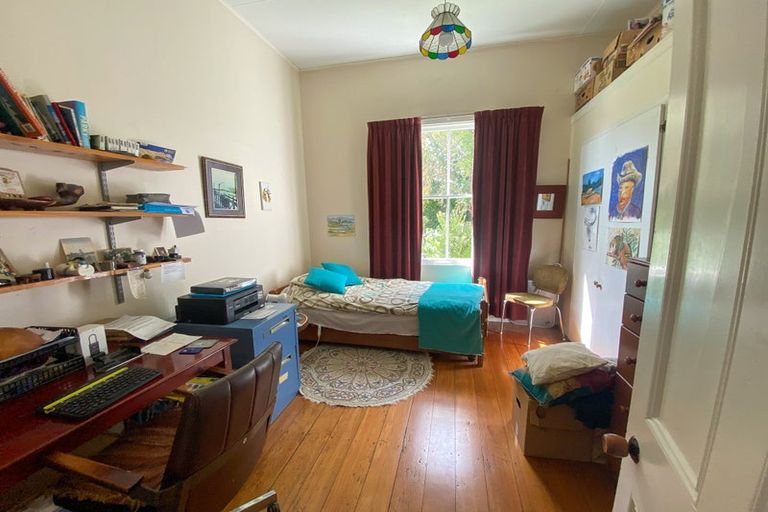 Photo of property in 16 Gibbs Road, Collingwood, 7073