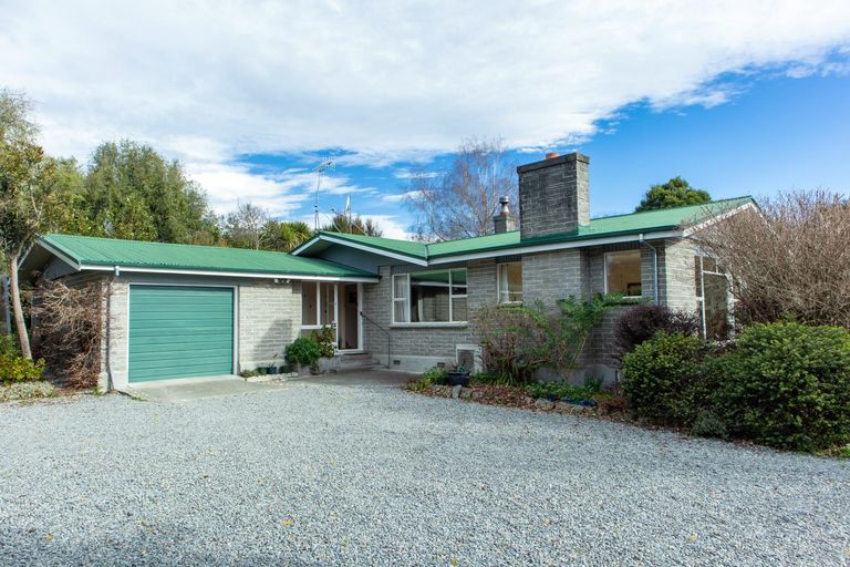 Photo of property in 51 Ribbonwood Road, Geraldine Downs, Geraldine, 7991