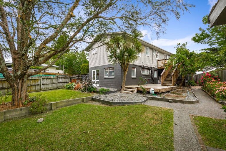 Photo of property in 42 Konini Road, Titirangi, Auckland, 0604