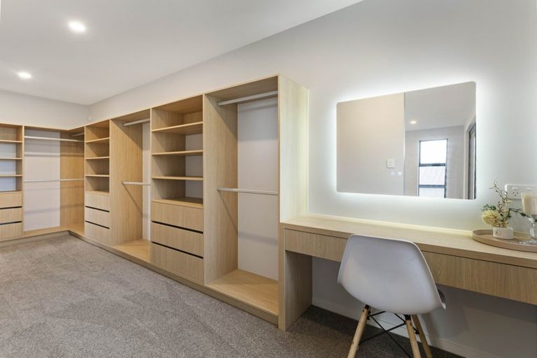 Photo of property in 17 Seagreen Avenue, Rosehill, Papakura, 2113