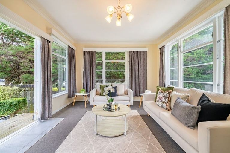Photo of property in 1000 Taita Drive, Taita, Lower Hutt, 5011