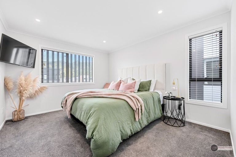 Photo of property in 36 Mawai Hakona Drive, Wallaceville, Upper Hutt, 5018