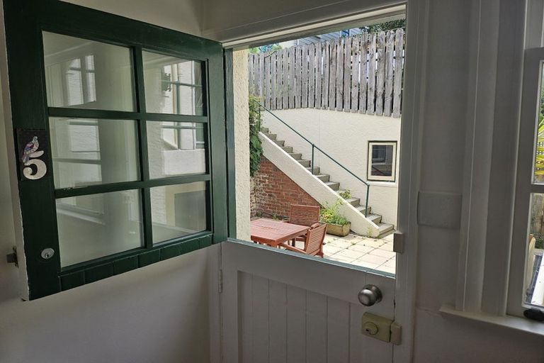 Photo of property in 5/332 Tinakori Road, Thorndon, Wellington, 6011