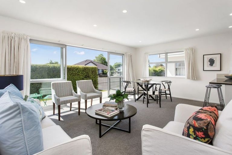 Photo of property in 4/33 Elizabeth Street, Riccarton, Christchurch, 8041