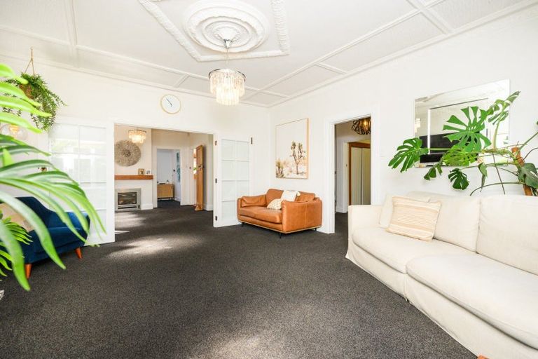 Photo of property in 10 Elmira Avenue, Hokowhitu, Palmerston North, 4410