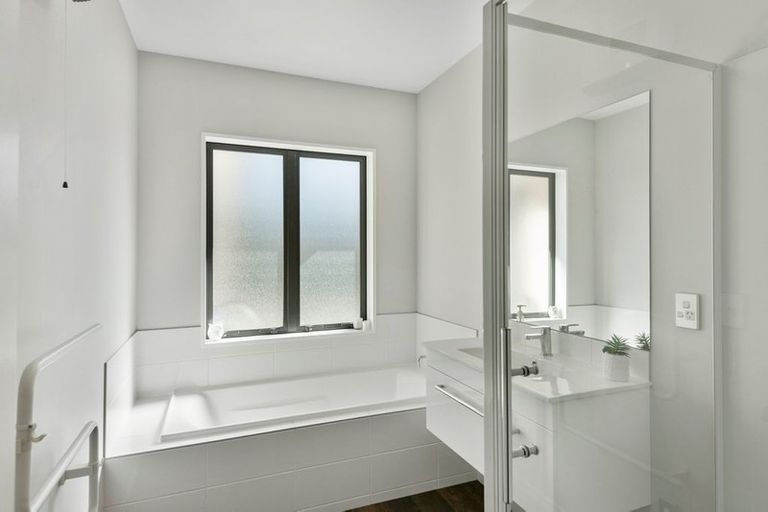 Photo of property in 4 Keith Street, Wigram, Christchurch, 8042