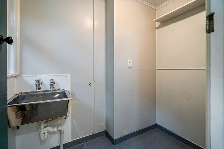 Photo of property in 17 Leicester Crescent, Hoon Hay, Christchurch, 8025