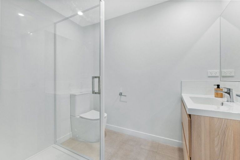 Photo of property in 7 Mcgibbon Lane, Jacks Point, 9371