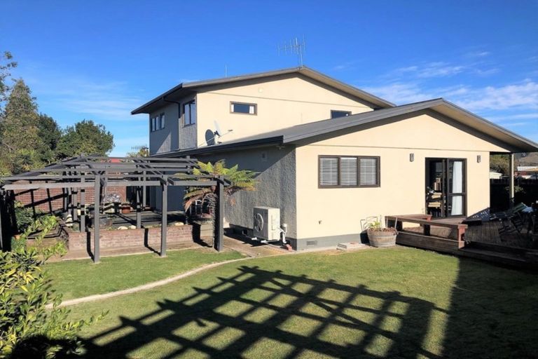 Photo of property in 5 Donegal Crescent, Tamatea, Napier, 4112