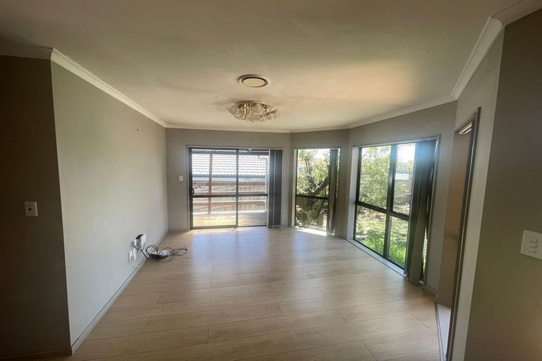 Photo of property in 11 Innisowen Place, Flat Bush, Auckland, 2019