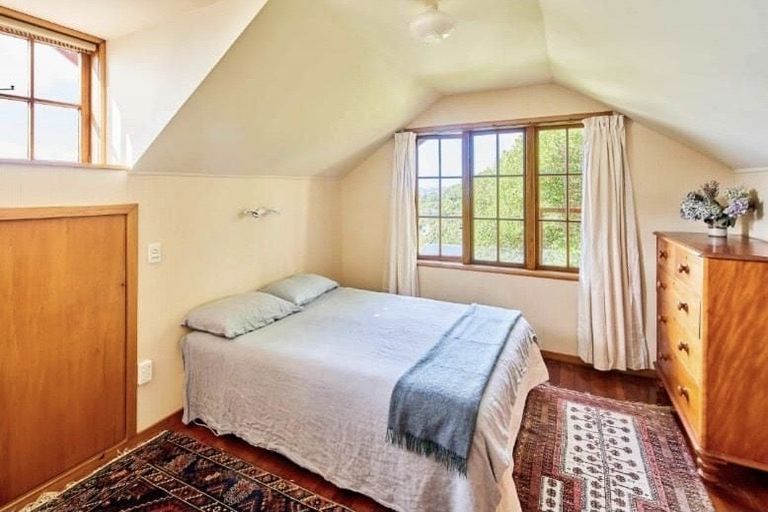Photo of property in 57 Grafton Road, Roseneath, Wellington, 6011