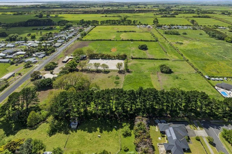 Photo of property in 101 Mcrobbie Road, Kingseat, Papakura, 2580