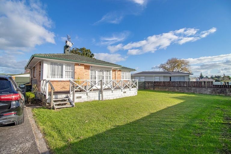 Photo of property in 99 Cargill Street, Papakura, 2110