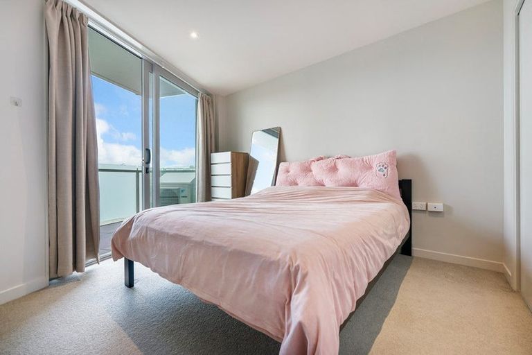 Photo of property in 604/27 Don Mckinnon Drive, Albany, Auckland, 0632