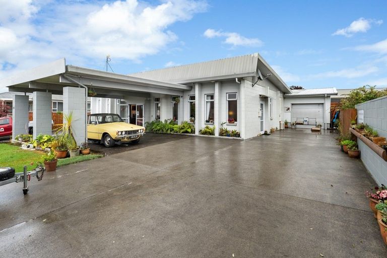 Photo of property in 373 Broadway, Stratford, 4332