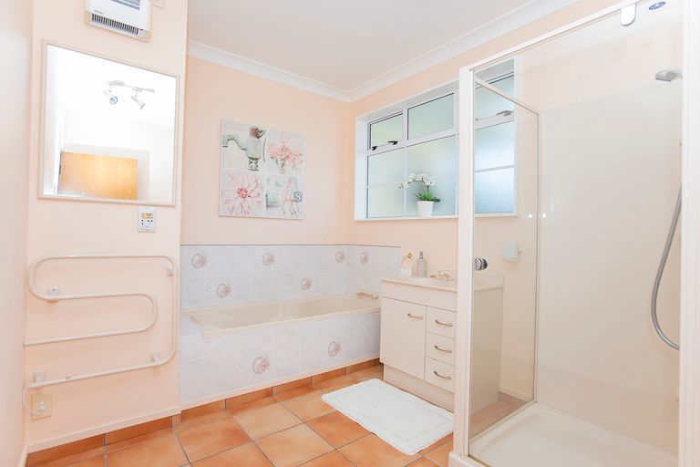 Photo of property in 49 Island Road, Whataupoko, Gisborne, 4010