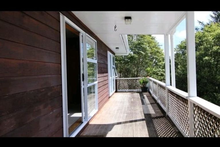 Photo of property in 89 Woodglen Road, Glen Eden, Auckland, 0602