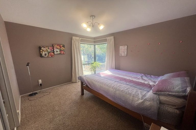 Photo of property in 93 Apsley Drive, Avonhead, Christchurch, 8042