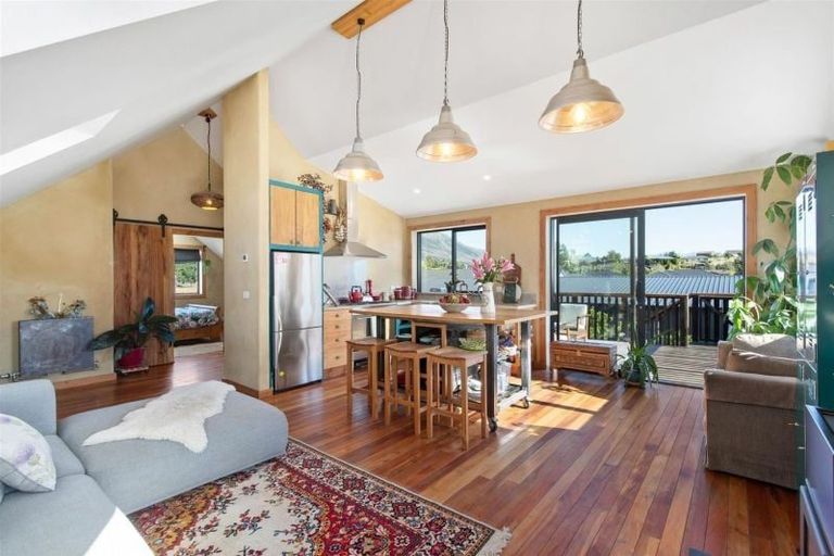 Photo of property in 11 Sentinel Drive, Lake Hawea, Wanaka, 9382