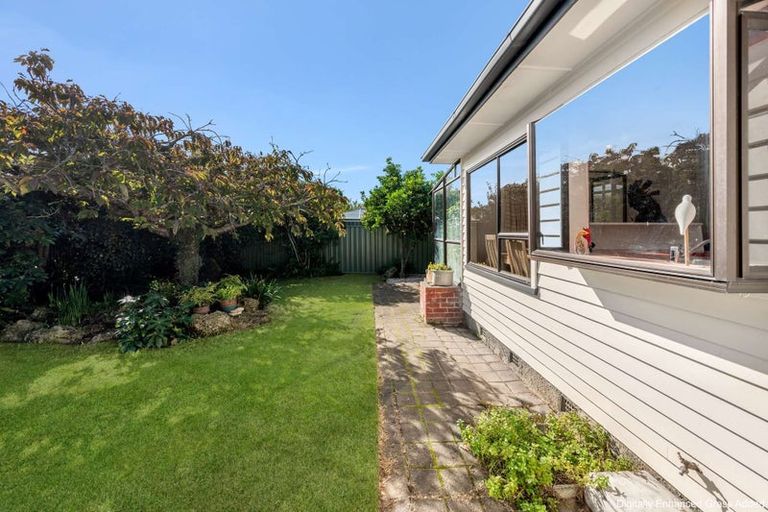 Photo of property in 1 Chester Street, Taradale, Napier, 4112