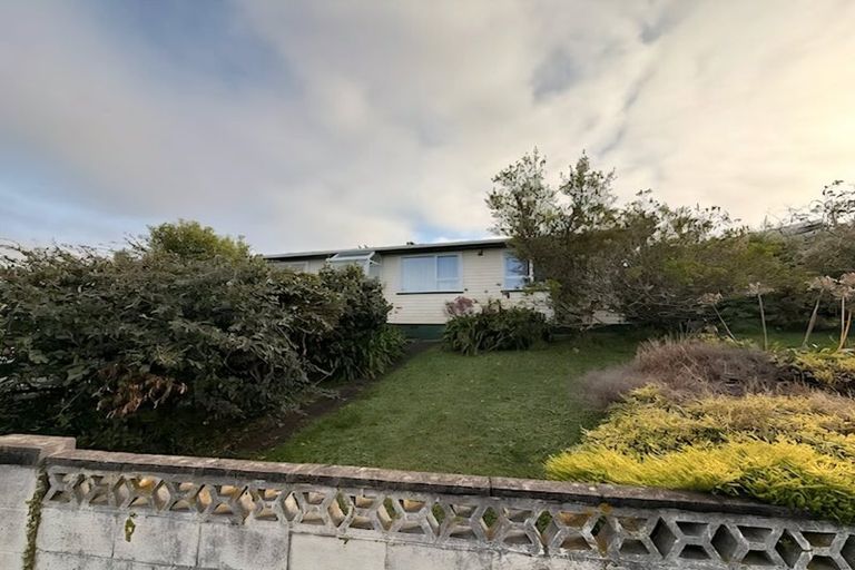 Photo of property in 251 Dowse Drive, Maungaraki, Lower Hutt, 5010