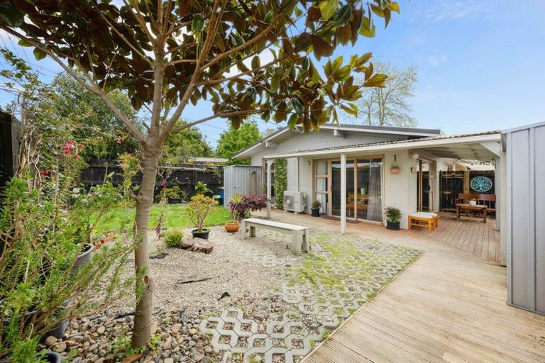 Photo of property in 1/312 Royal Road, Massey, Auckland, 0614