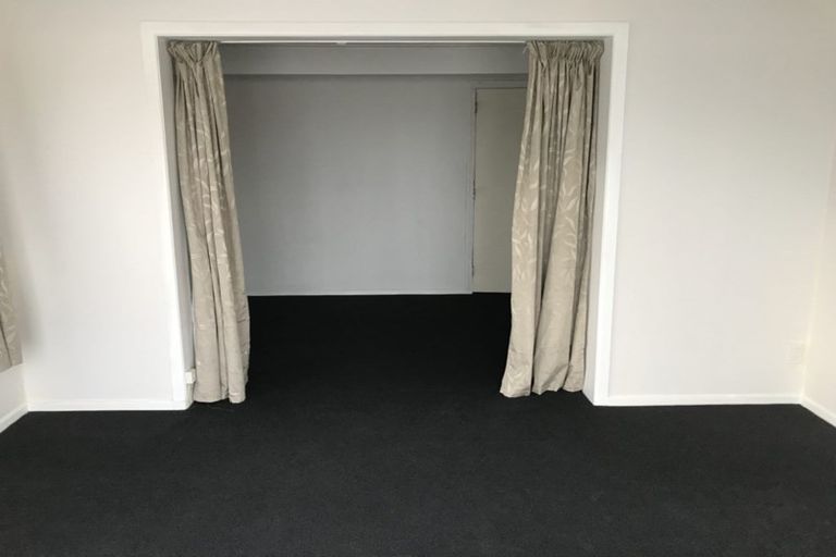 Photo of property in 139 Maupuia Road, Miramar, Wellington, 6022