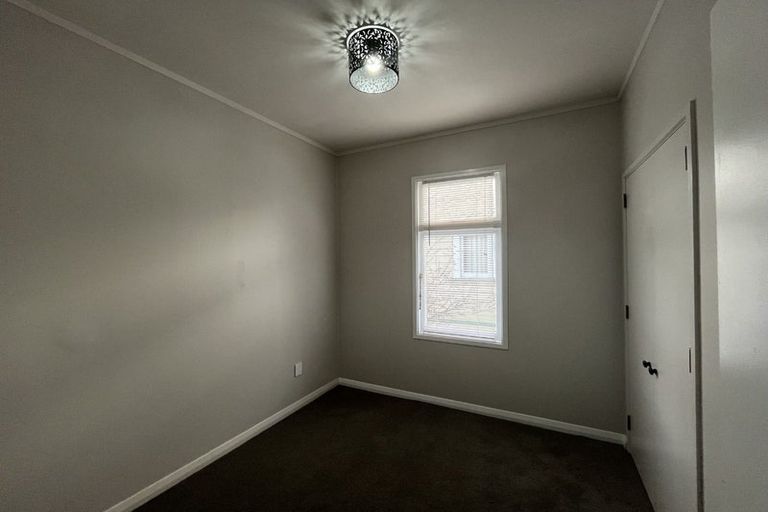 Photo of property in 12 Waimea Road, Nelson South, Nelson, 7010