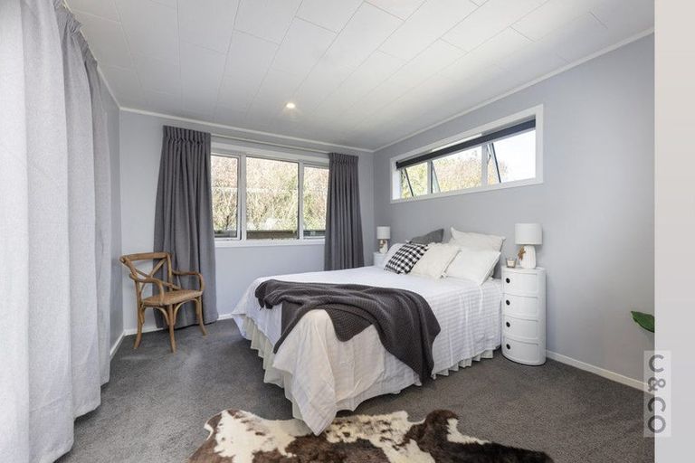 Photo of property in 23 Kaipara Portage Road, Riverhead, 0820