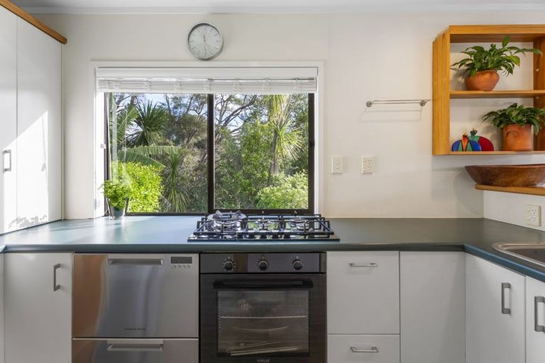 Photo of property in 63 Pemberton Avenue, Bayview, Auckland, 0629