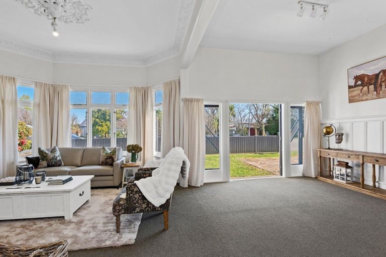 Photo of property in 28 Cameron Street, Ashburton, 7700