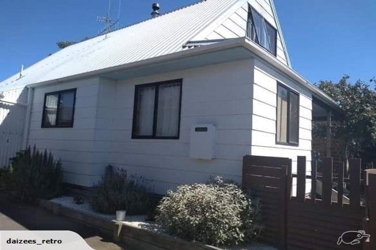 Photo of property in 2 Surrey Grove, Parkvale, Tauranga, 3112
